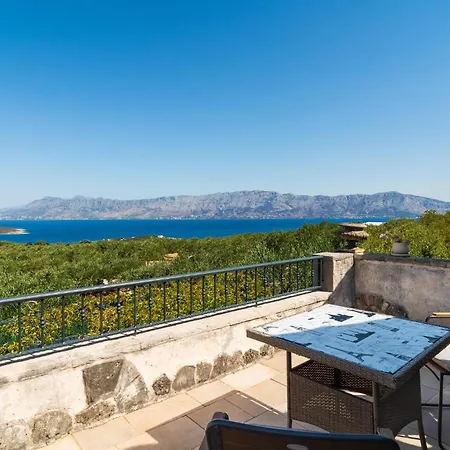 One-bedroom In Semesterbostad Povlja (Brac)